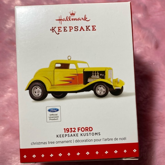 Hallmark Keepsake 1932 Ford Keepsake Kustoms - Picture 1 of 5